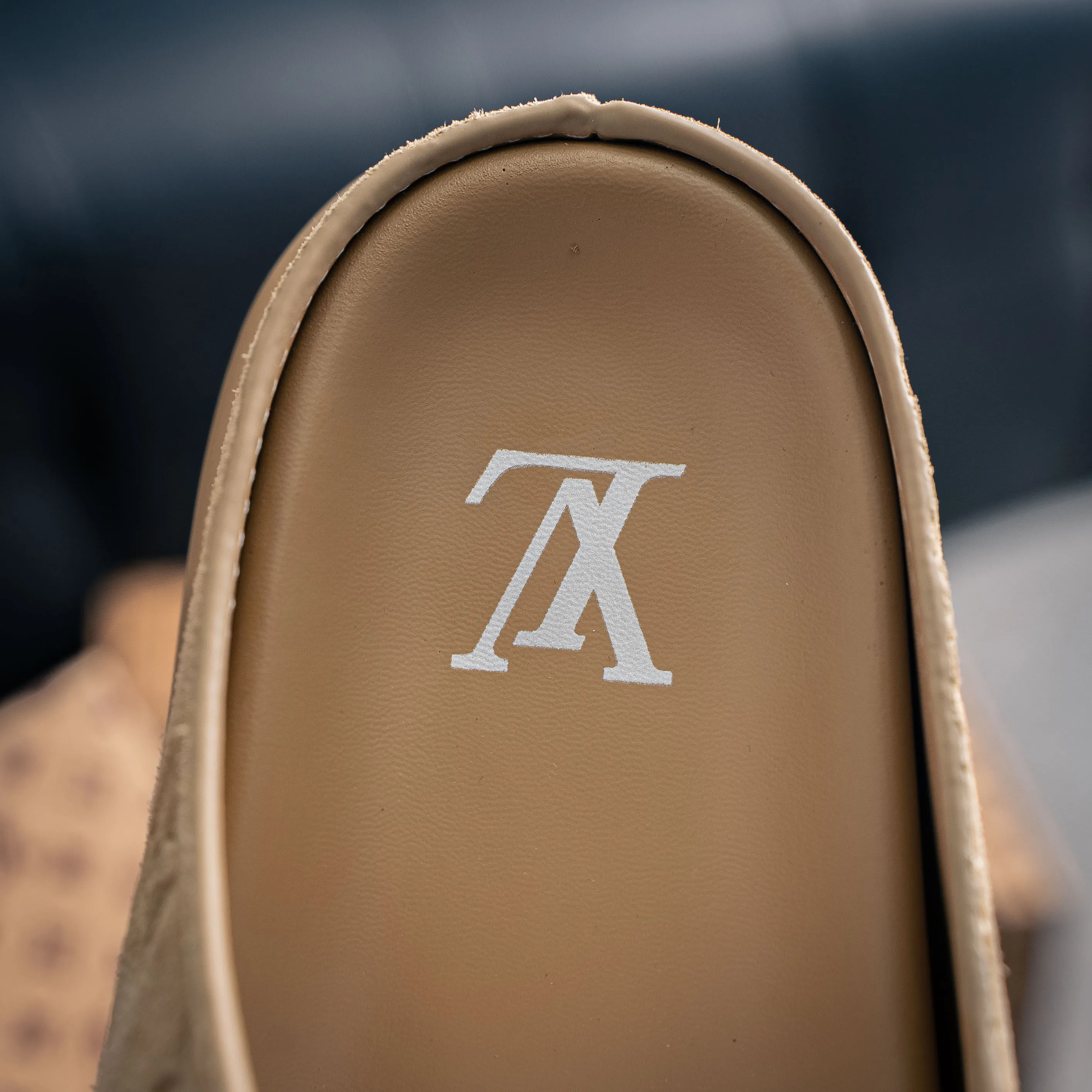 # Louis Vuitton Easy LV Shoes Sandals ！ Premium Quality